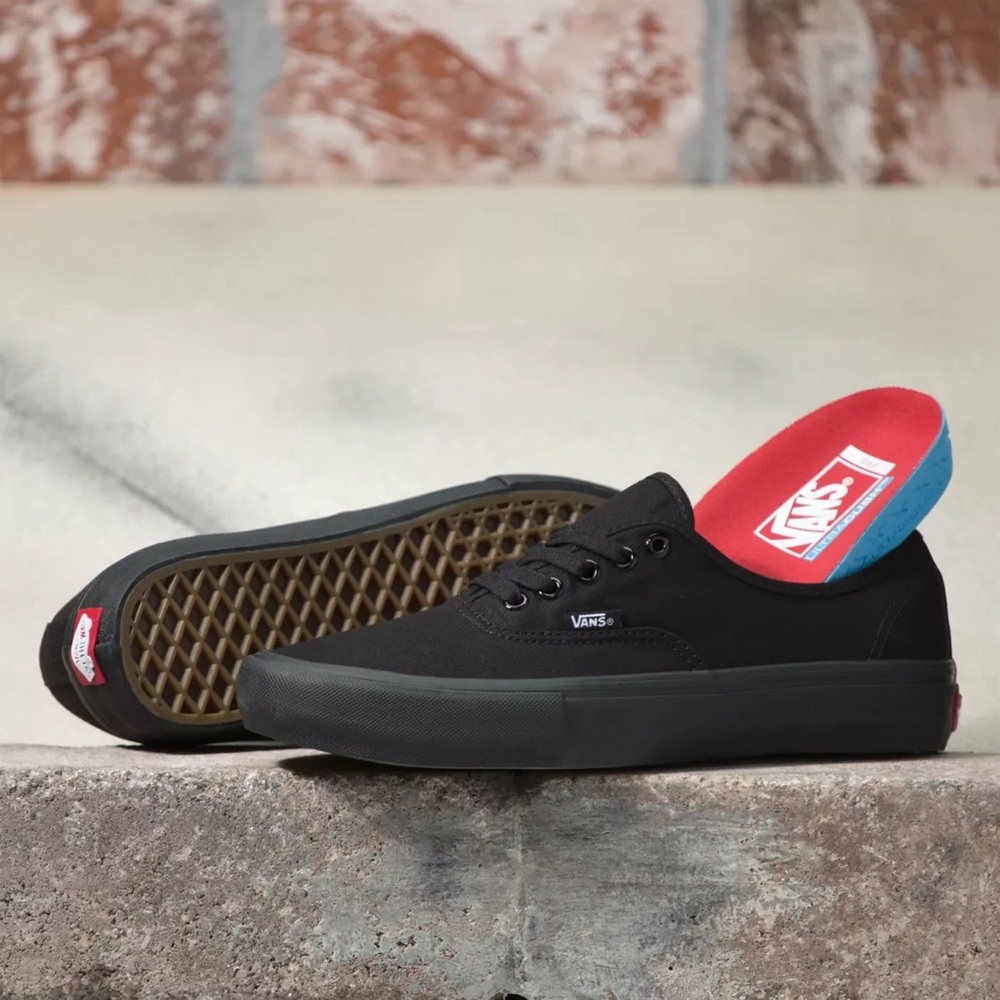 Vans Authentic Pro UltraCush HD (Black/Black) - 6.5/8